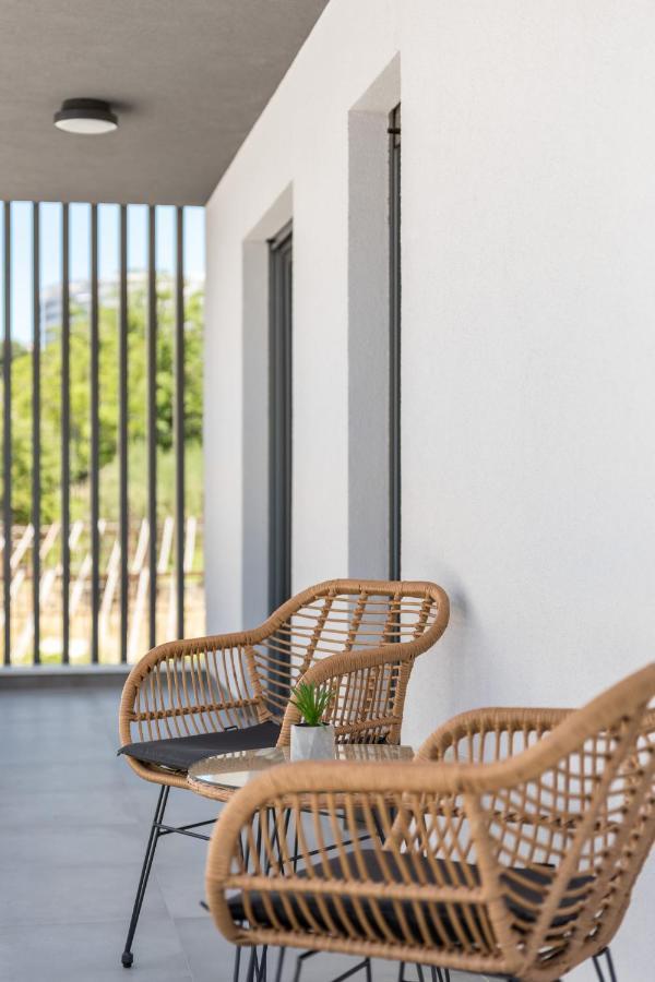 Elysian Zen Luxury Apartment - Two Bedroom Apartment With Terrace And Sea View スプリト エクステリア 写真